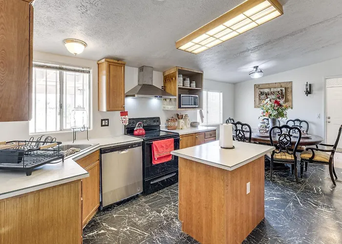 Holiday home Great For Families! Mtn-view Getaway In