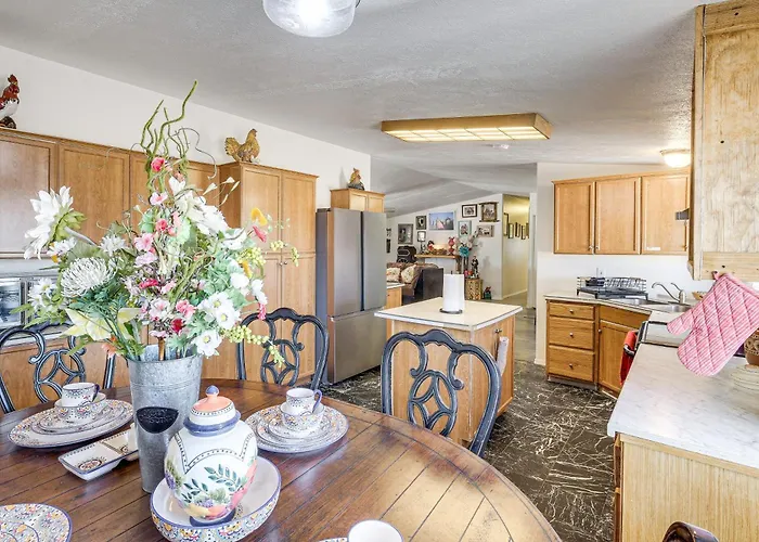 Great For Families! Mtn-view Getaway In Holiday home